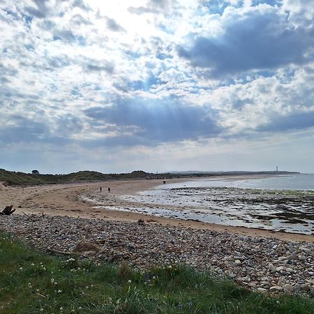 1 Fulmar Road**Next To West Beach And Golf Course Villa Lossiemouth Exterior photo