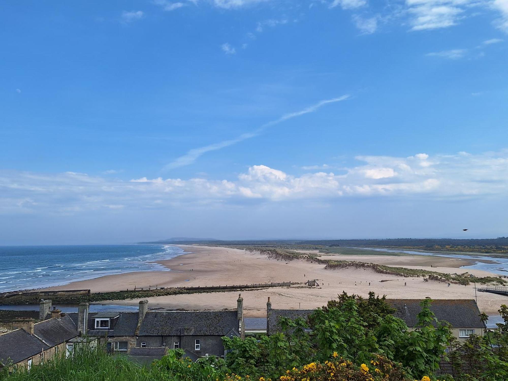 1 Fulmar Road**Next To West Beach And Golf Course Lossiemouth Exterior photo